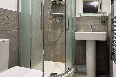 2 bedroom apartment to rent, Eastcote Avenue, Sudbury, Greenford UB6