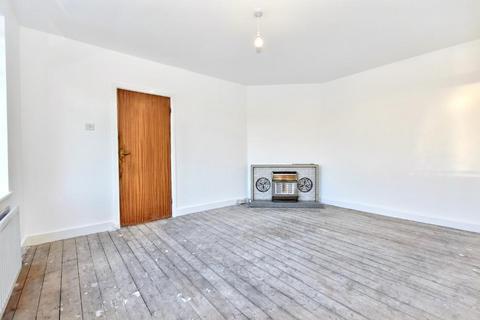 3 bedroom semi-detached house for sale, Windsor Avenue, Clitheroe, BB7 2QQ