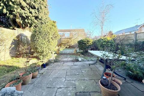 3 bedroom semi-detached house for sale, Turnpike Drive, Warden Hills, Luton, Bedfordshire, LU3 3RQ