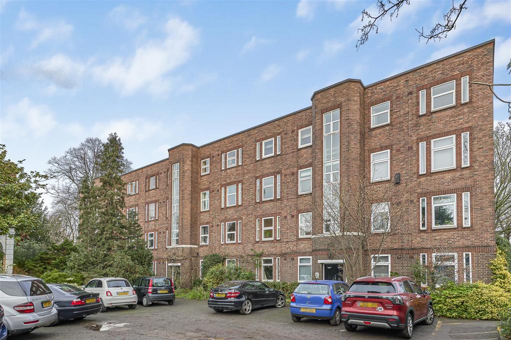 James Anderson - Rosemary Gardens London SW14 7 HD
