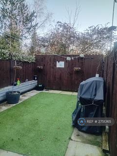 2 bedroom terraced house to rent, White Road, Nottingham, NG5