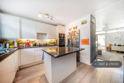 3 bedroom terraced house to rent, Delawyk Crescent, London, SE24