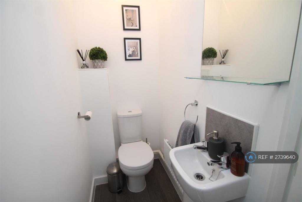 Wc Downstairs