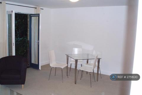 2 bedroom flat to rent, Durward Street, London, E1