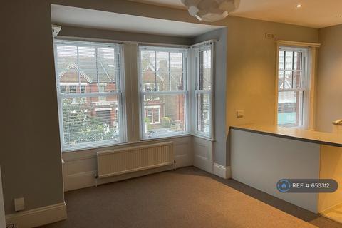 2 bedroom flat to rent, Ditchling Road, Brighton, BN1