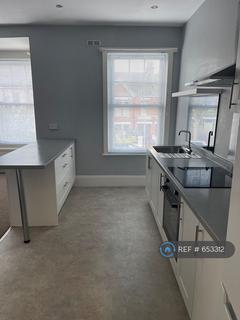 2 bedroom flat to rent, Ditchling Road, Brighton, BN1