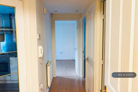 2 bedroom flat to rent, Staff Way, Erdington, Birmingham, B23