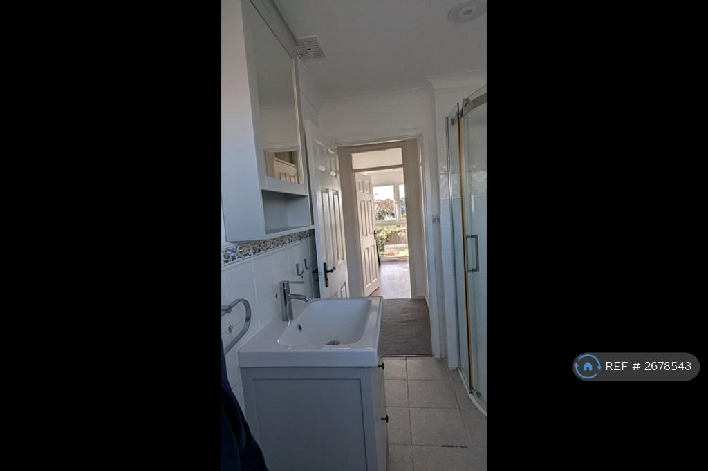 Upstairs Bathroom