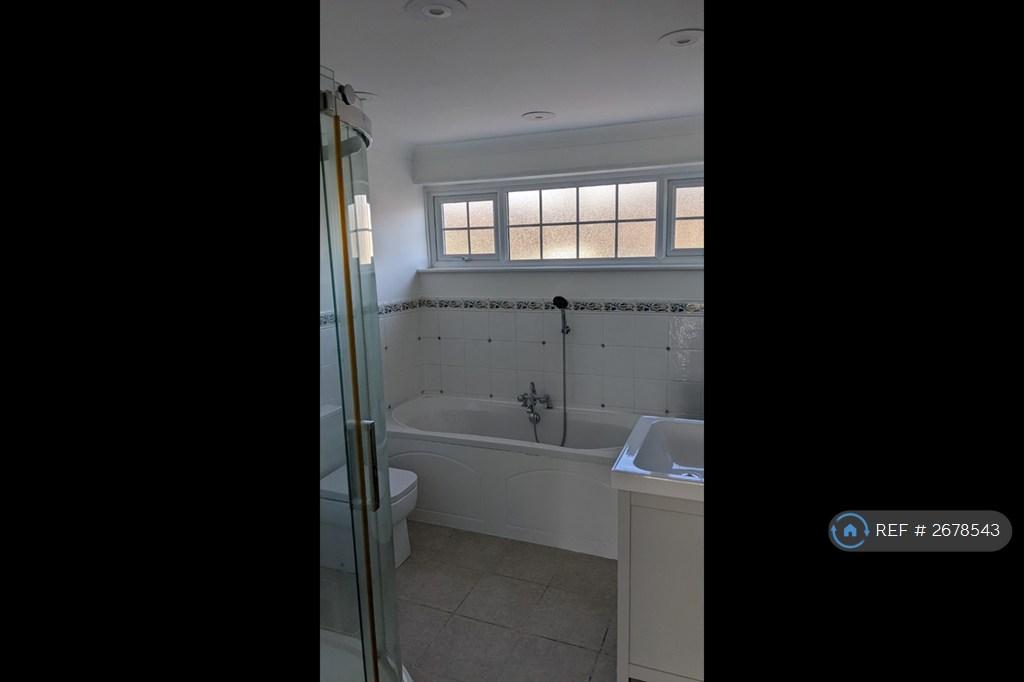 Upstairs Bathroom