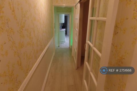 4 bedroom terraced house to rent, Ambush Street, Northampton, NN5