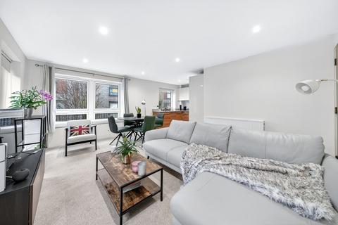 2 bedroom flat for sale - Howard Road, Stanmore HA7