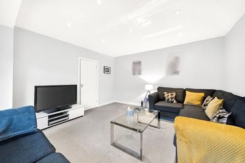 3 bedroom terraced house for sale, Barton Way, Borehamwood WD6