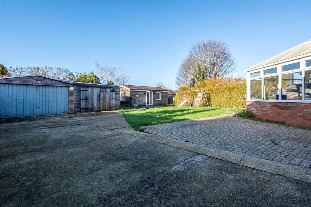 Garden & Outbuilding