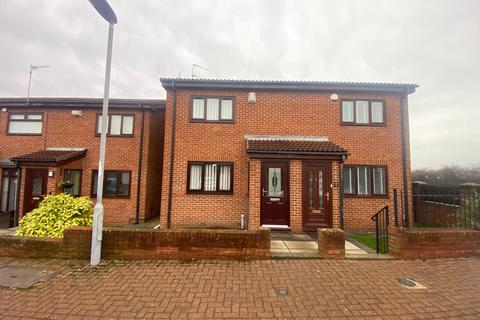 3 bedroom semi-detached house to rent, The Mews, Gateshead