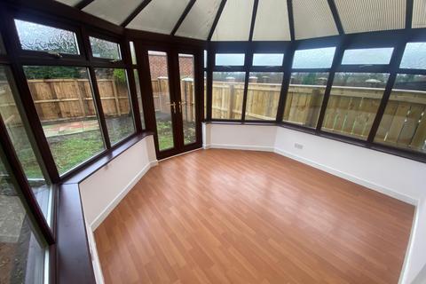 3 bedroom semi-detached house to rent, The Mews, Gateshead