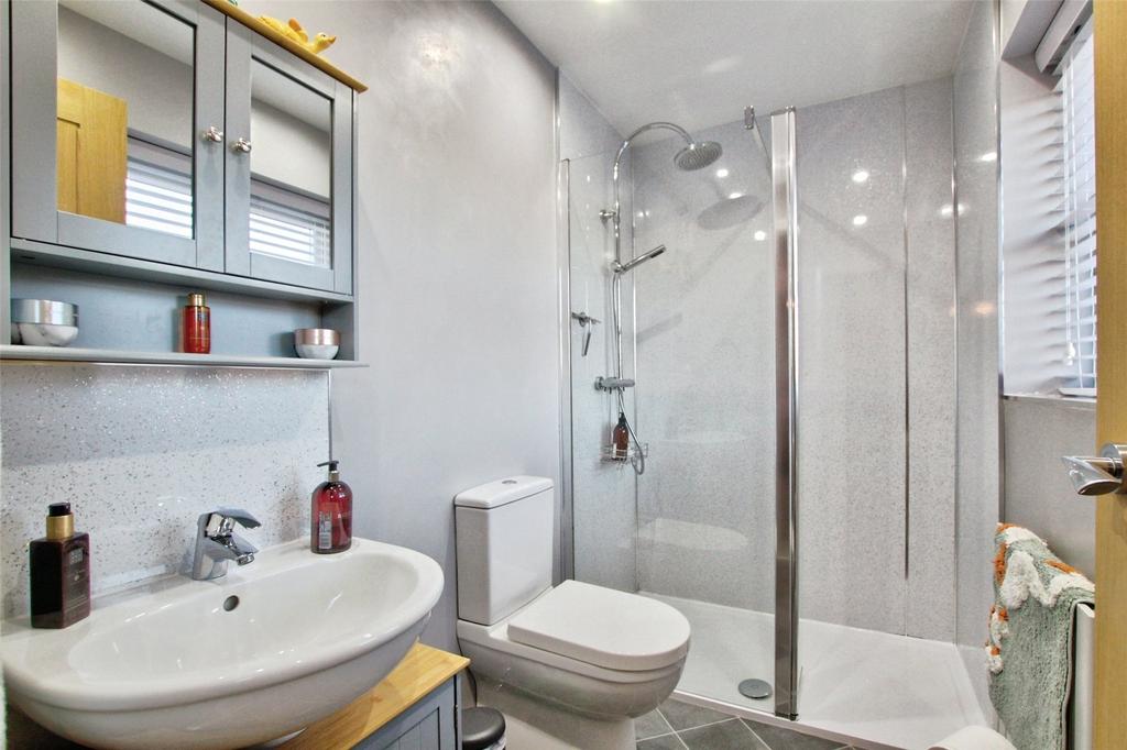 Master Ensuite