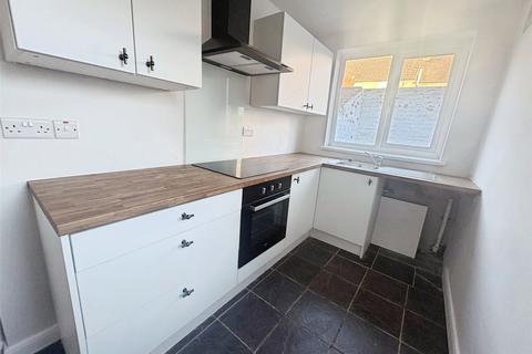 2 bedroom terraced house to rent, Brougham Street, Darlington, DL3