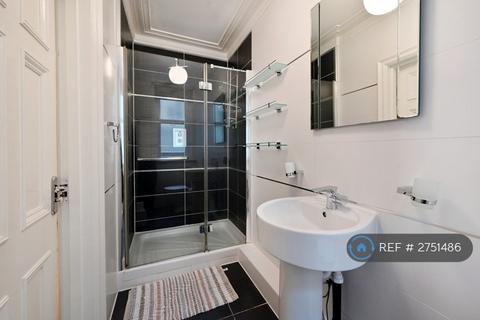 undefined, Ormonde Mansions, London, WC1B