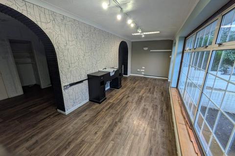 Retail property (high street) to rent, Portsmouth Rd Godalming GU8 5DS