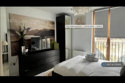 2 bedroom flat to rent, Locton Street, London, W10