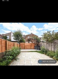 1 bedroom in a house share to rent, Harringay Road, London, N15