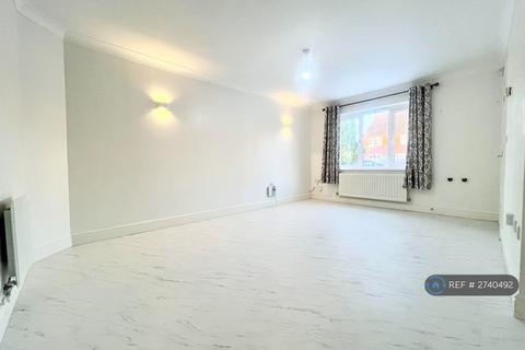 3 bedroom semi-detached house to rent, Woodman Grove, Sutton Coldfield, B75