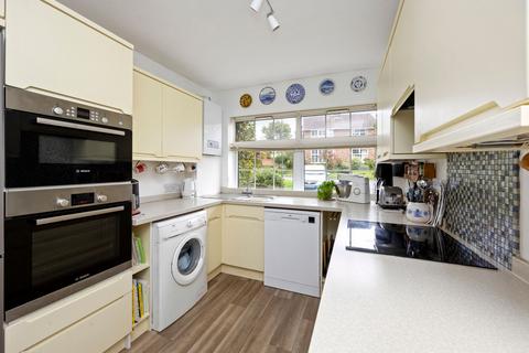 3 bedroom semi-detached house for sale, King Alfred Close, Steyning BN44