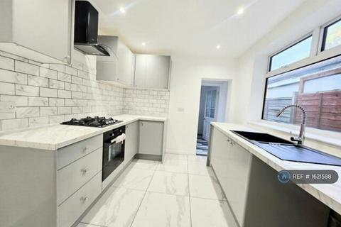 undefined, Pulleyns Avenue, London, E6