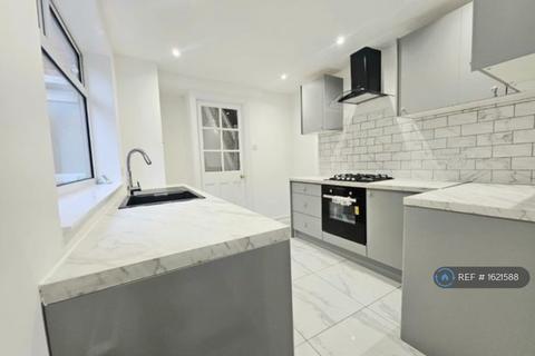 undefined, Pulleyns Avenue, London, E6