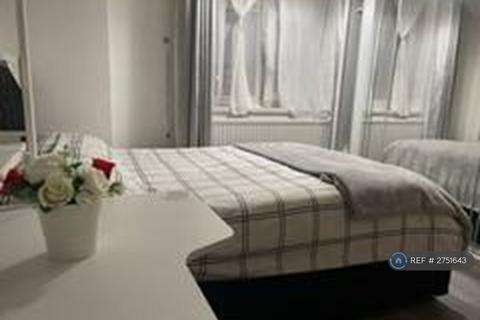 2 bedroom flat to rent, Moore House, London, E1