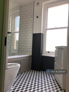 2 bedroom flat to rent, Meeting House Lane, London, SE15