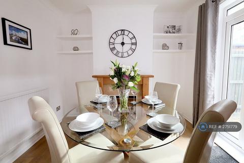 2 bedroom terraced house to rent - Cowgate, Norwich, NR3
