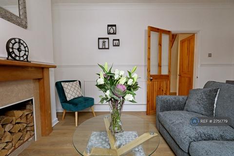2 bedroom terraced house to rent, Cowgate, Norwich, NR3