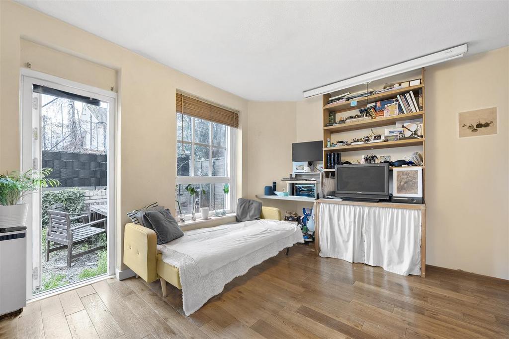 Lounge/Kitchen