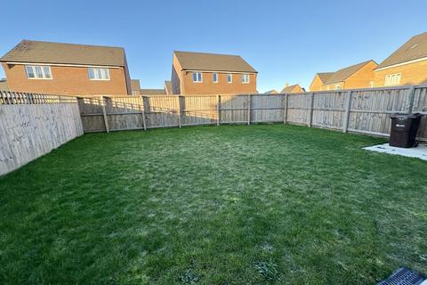 3 bedroom semi-detached house for sale, Southwaite Grove, Leeds, LS14