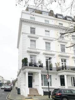 2 bedroom maisonette to rent, St Stephens gardens, London, W2