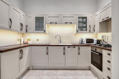 1 bedroom flat for sale, Great Tower Street, London, EC3R