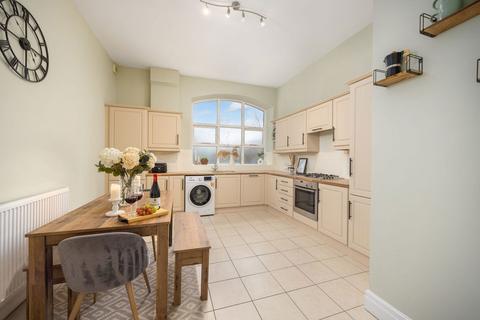 1 bedroom apartment for sale, Chapel Street, High Peak SK22