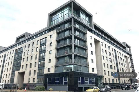 2 bedroom flat to rent, Wallace Street, Glasgow, G5