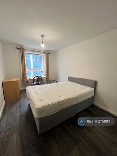 2 bedroom flat to rent, Wallace Street, Glasgow, G5
