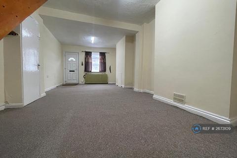 2 bedroom terraced house to rent, Mitcham Road, Croydon, CR0
