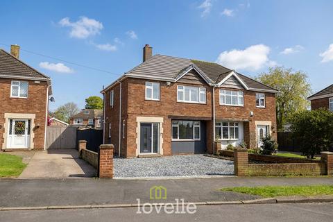 3 bedroom semi-detached house for sale - Danesfield Avenue, Waltham DN37