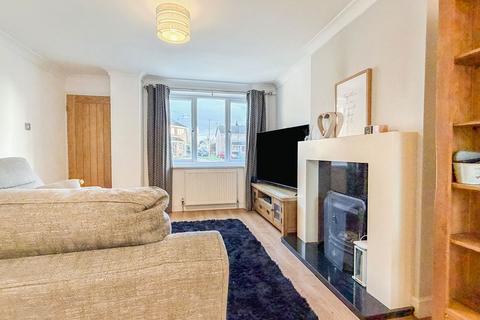 3 bedroom semi-detached house for sale, Bannister Drive, Hull HU9