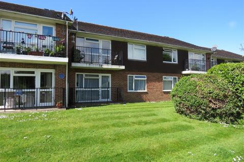 2 bedroom apartment to rent - Station Road, New Milton