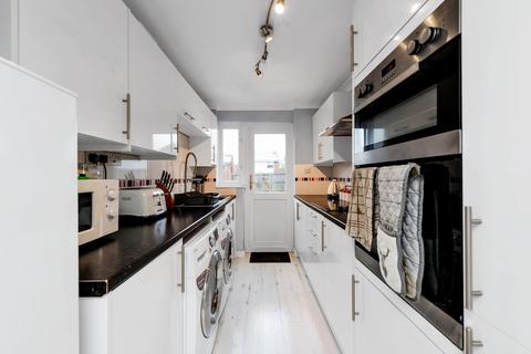3 bedroom end of terrace house for sale, Milton Close, Royston SG8