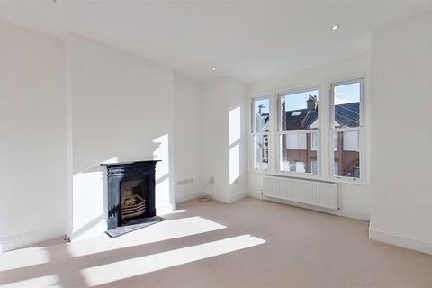 4 bedroom maisonette for sale, Quinton Street, London