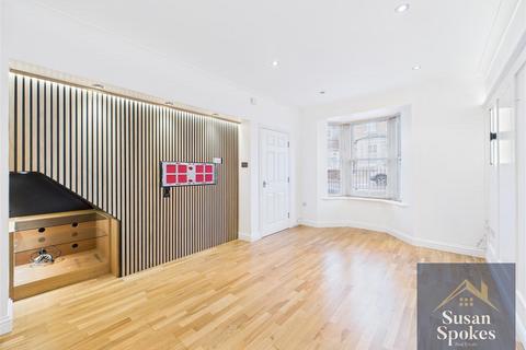 3 bedroom townhouse for sale, Hepscott Terrace, South Shields