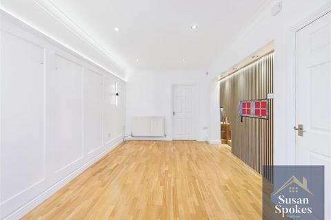3 bedroom townhouse for sale, Hepscott Terrace, South Shields