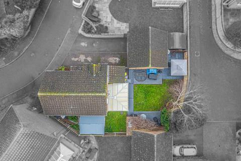 3 bedroom detached house for sale, Laburnum Way, Rayleigh, SS6