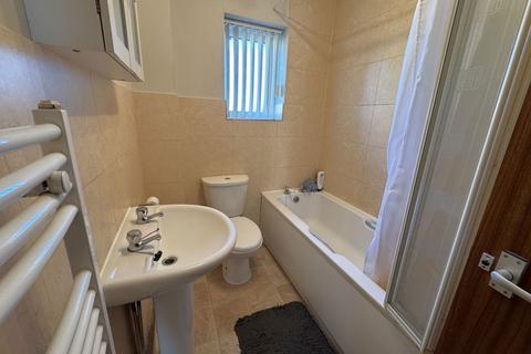 undefined, Longlands Court, Buckingham MK18